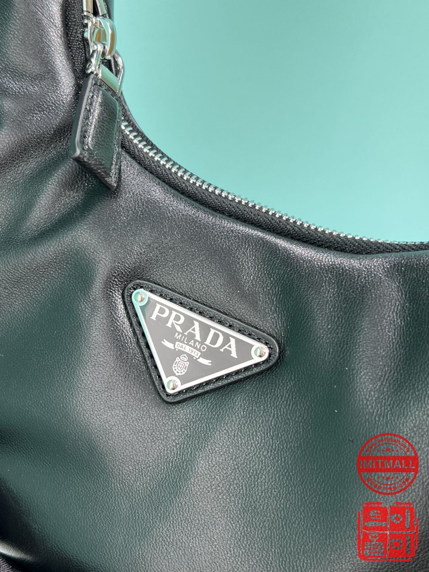 prada_xxxxx_big_00006.jpg