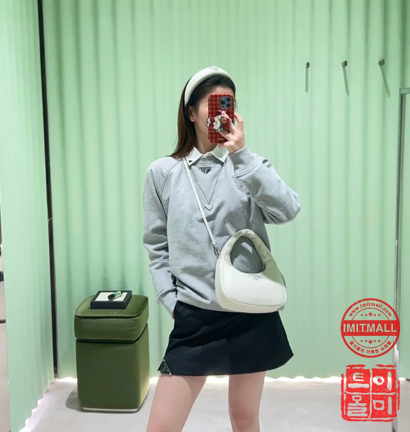 prada_xxxxx_big_00016.jpg
