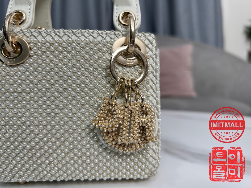 dior_xxxxx_big_00003.jpg