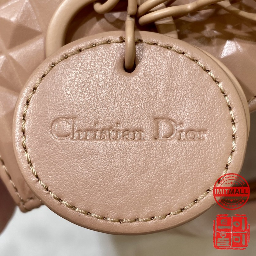 dior_xxxxx_big_00009.jpg