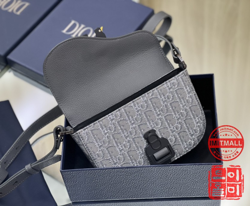 dior_xxxxx_big_00008.jpg