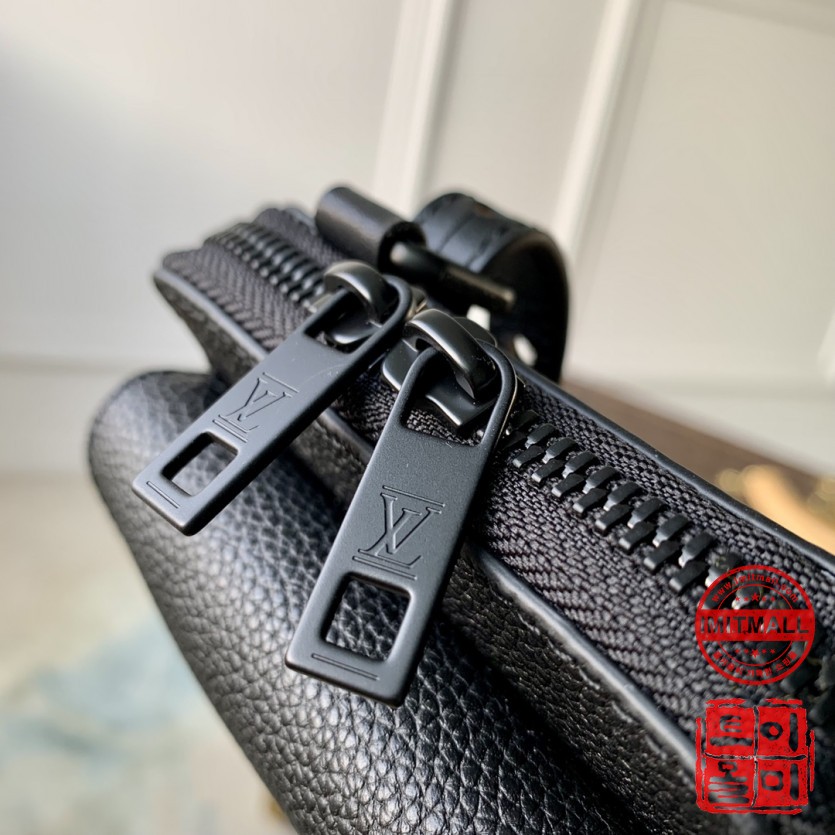 louis_vuitton_xxxxx_big_00004.jpg