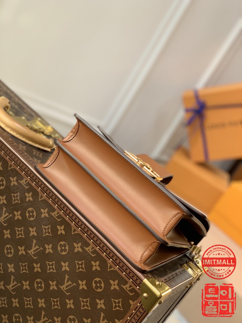 louis_vuitton_xxxxx_big_00004.jpg