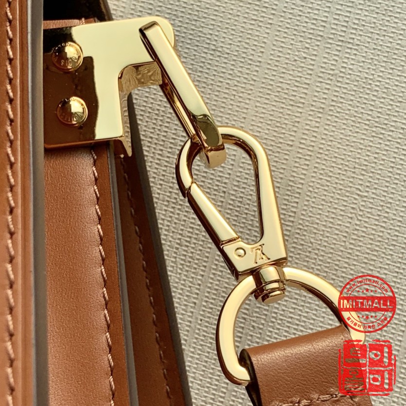 louis_vuitton_xxxxx_big_00006.jpg