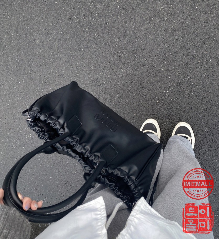 celine_xxxxx_big_00019.jpg
