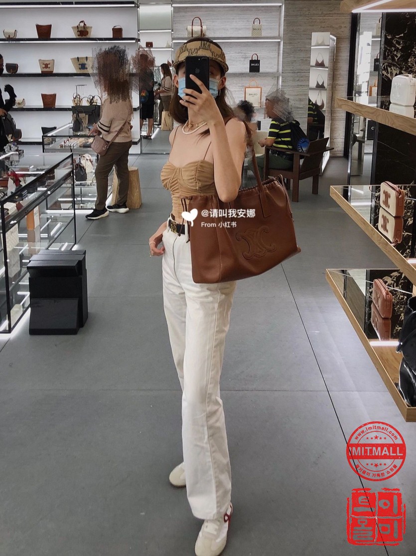 celine_xxxxx_big_00015.jpg