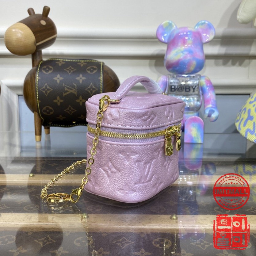 louis_vuitton_xxxxx_big_00003.jpg