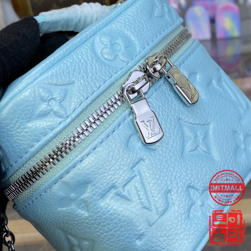 louis_vuitton_xxxxx_big_00007.jpg