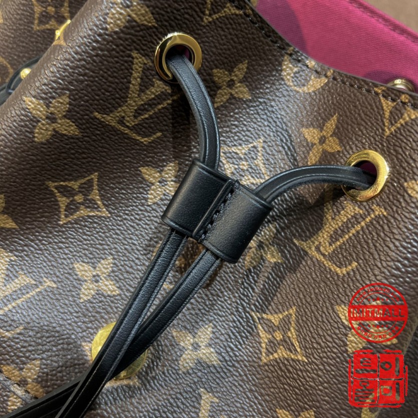 louis_vuitton_xxxxx_big_00008.jpg