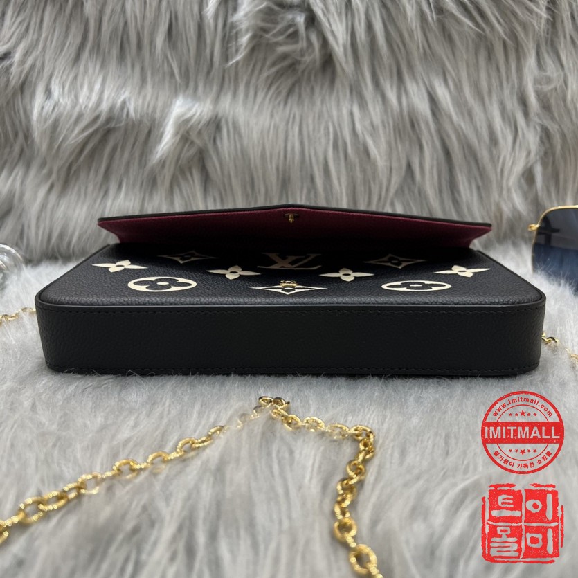 louis_vuitton_xxxxx_big_00003.jpg
