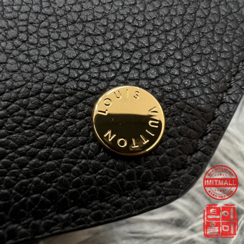 louis_vuitton_xxxxx_big_00005.jpg