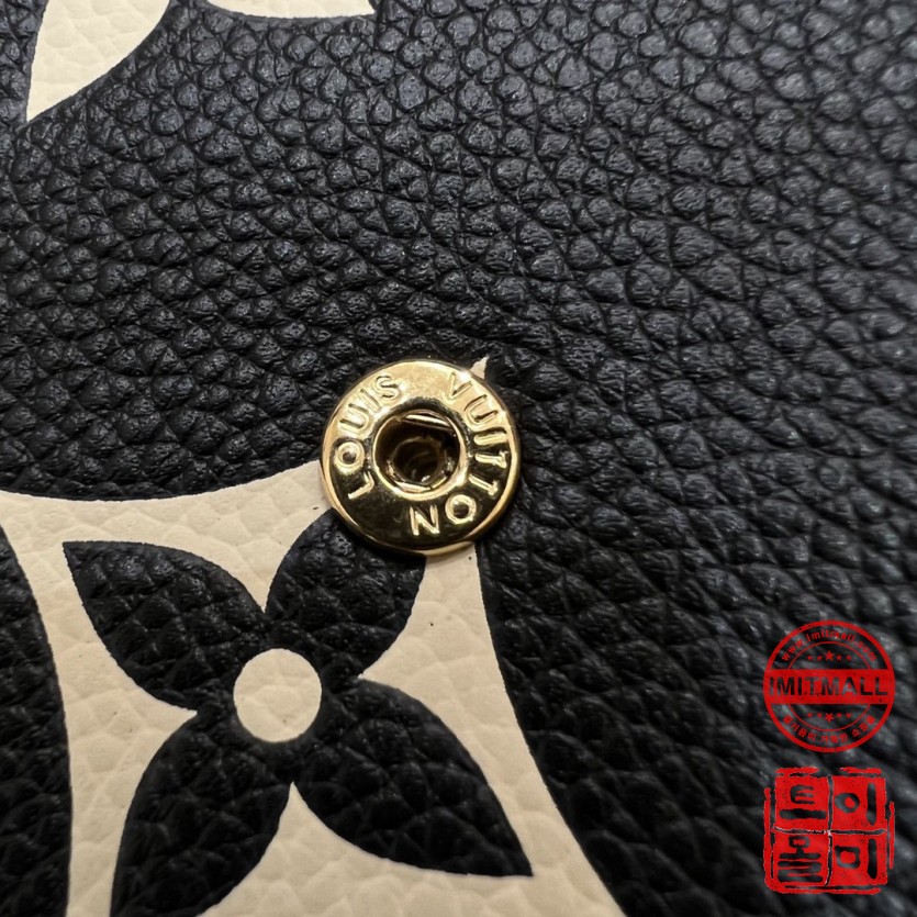 louis_vuitton_xxxxx_big_00006.jpg