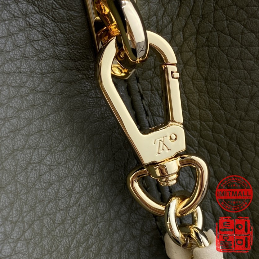 louis_vuitton_xxxxx_big_00017.jpg