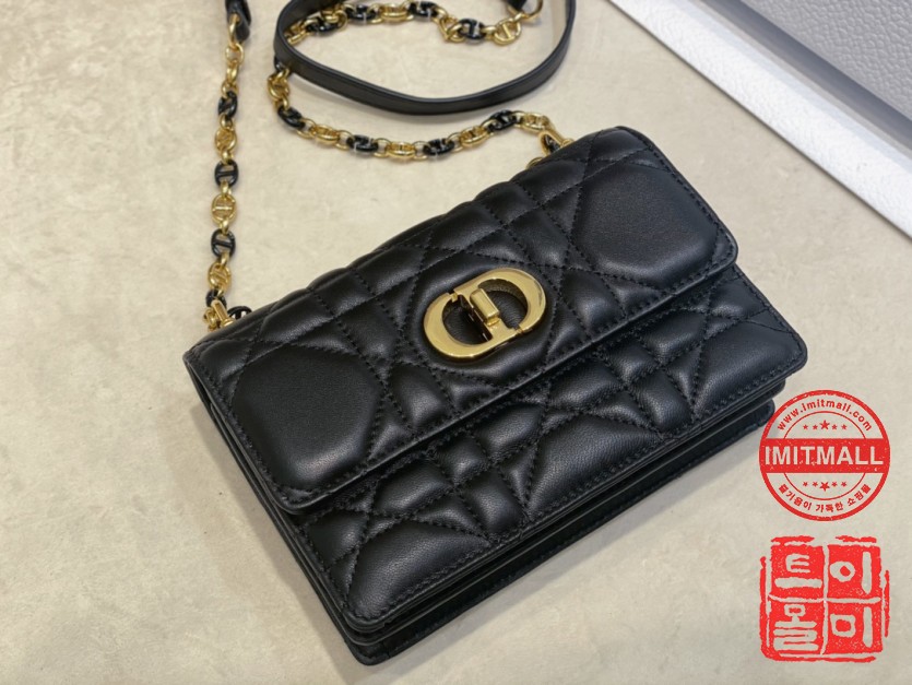 dior_xxxxx_big_00005.jpg