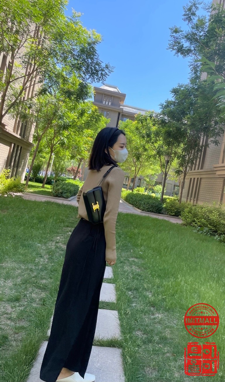 celine_xxxxx_big_00024.jpg