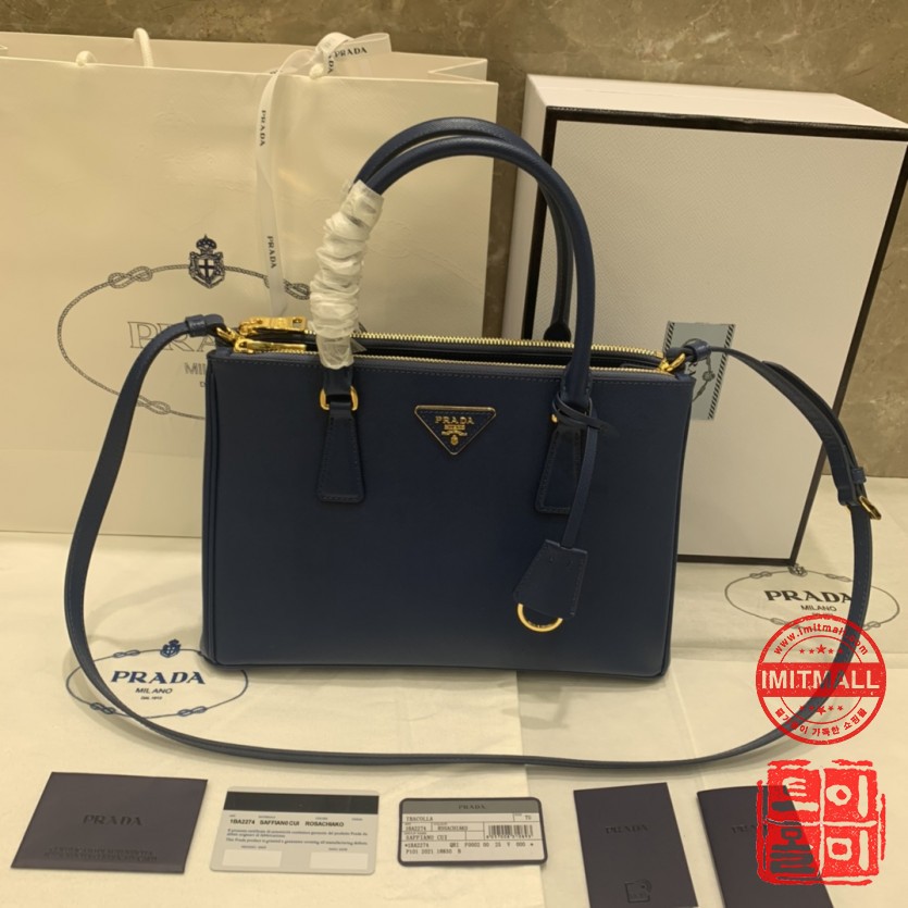 prada_xxxxx_big_00001.jpg