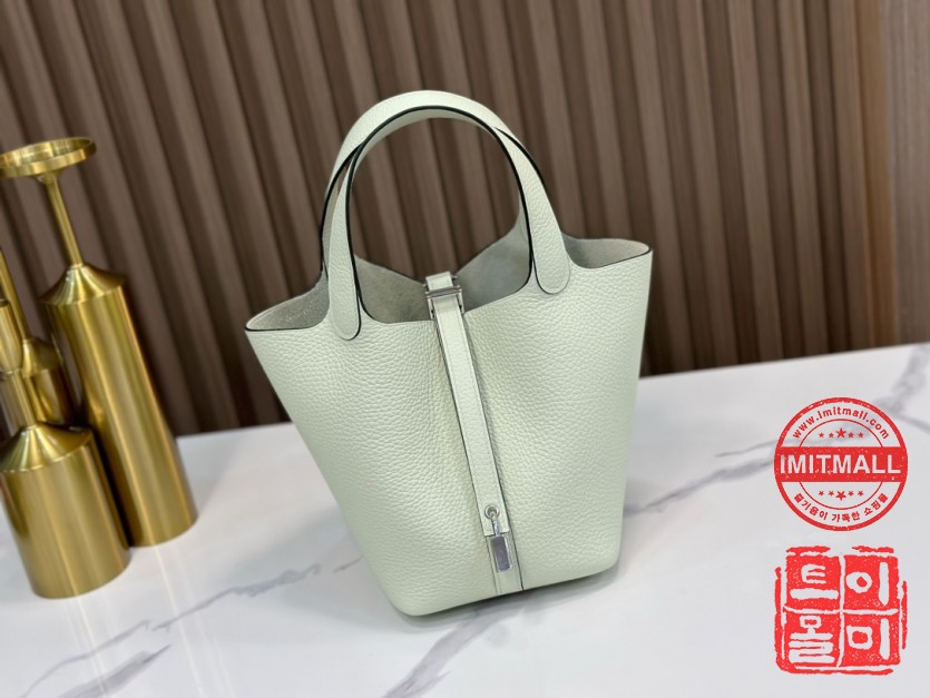 hermes_xxxxx_big_00001.jpg