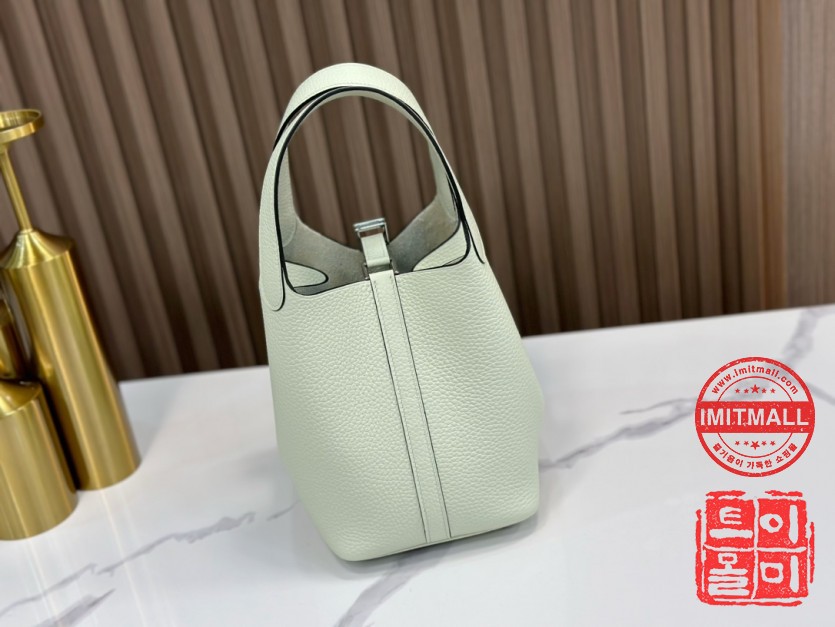 hermes_xxxxx_big_00006.jpg