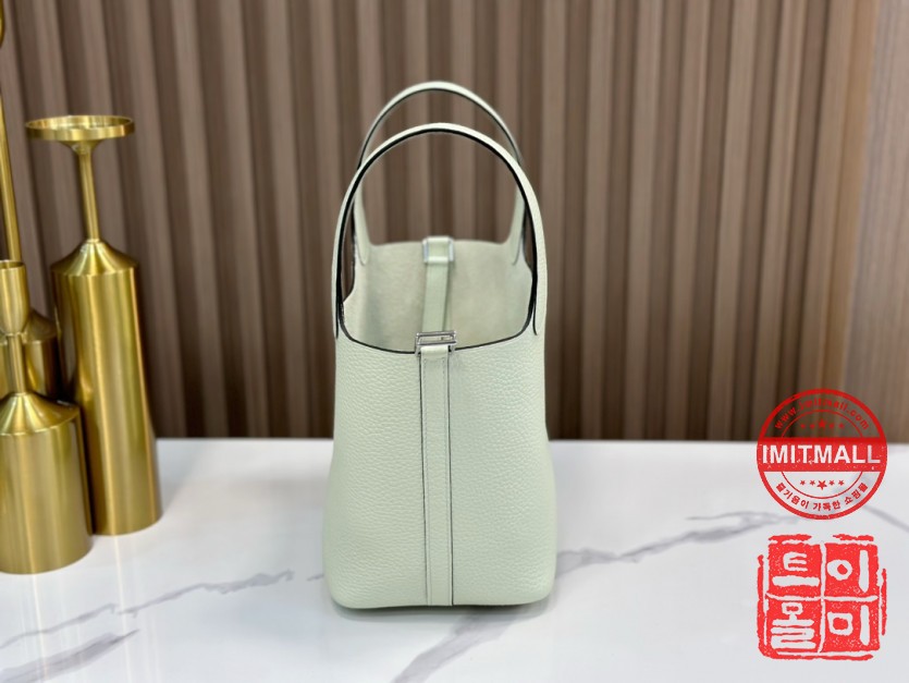 hermes_xxxxx_big_00009.jpg