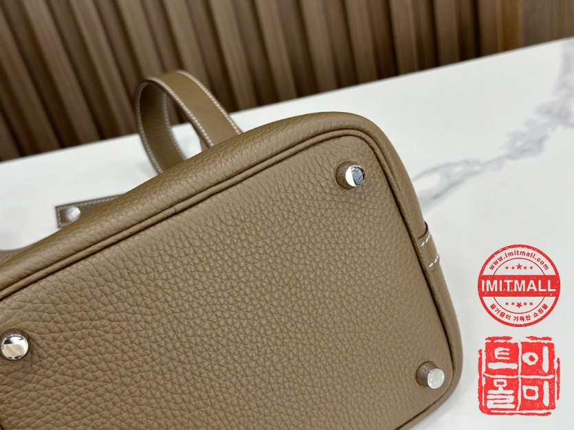hermes_xxxxx_big_00017.jpg