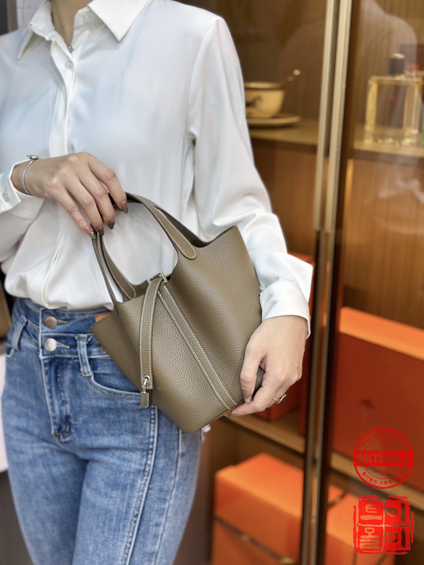 hermes_xxxxx_big_00020.jpg