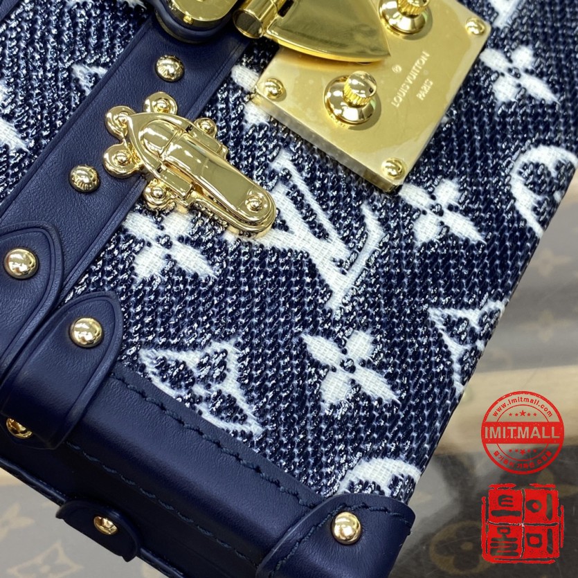 louis_vuitton_xxxxx_big_00006.jpg