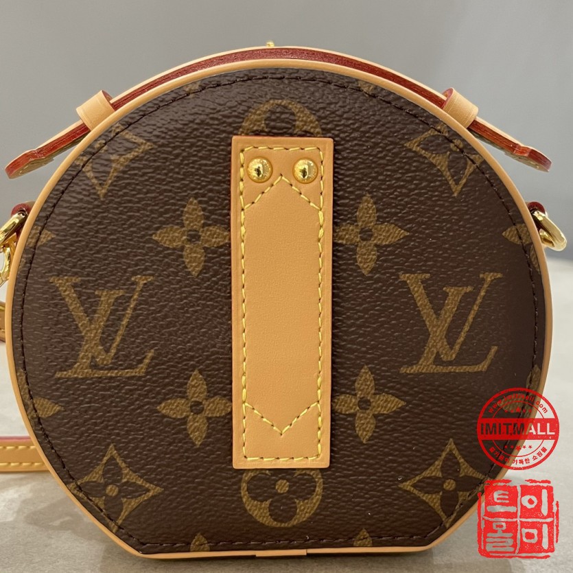 louis_vuitton_xxxxx_big_00006.jpg