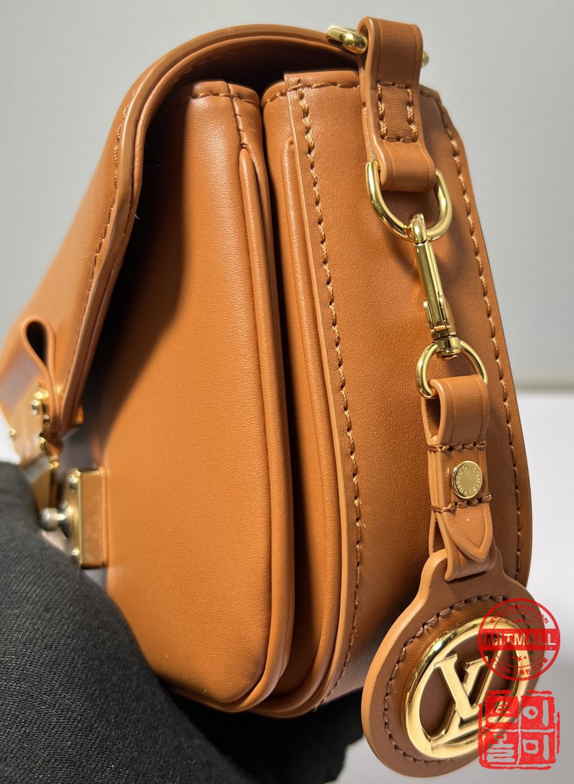 louis_vuitton_xxxxx_big_00006.jpg