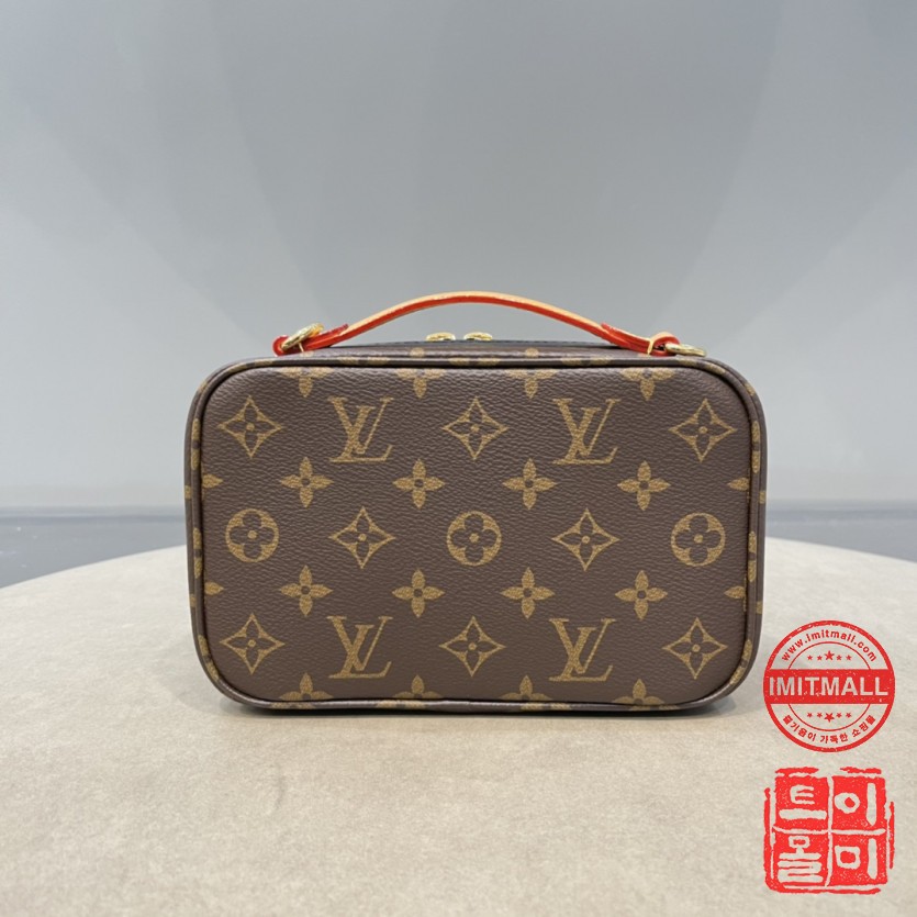 louis_vuitton_xxxxx_big_00002.jpg