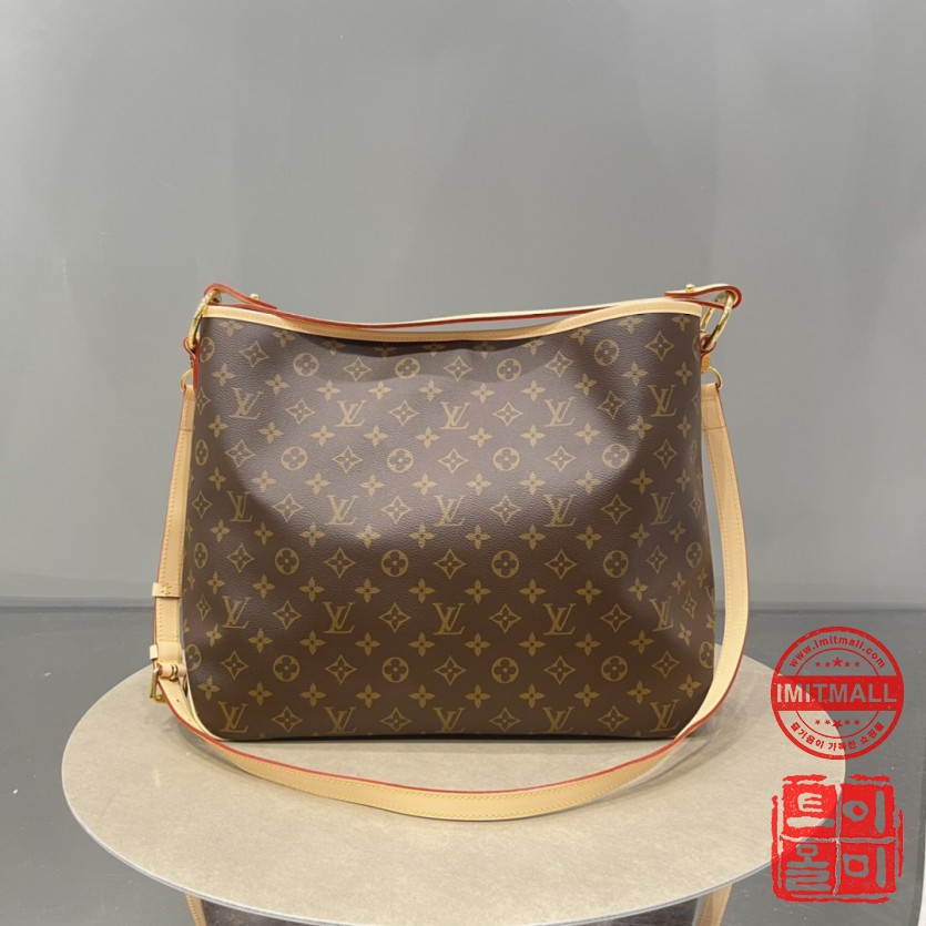 louis_vuitton_xxxxx_big_00001.jpg