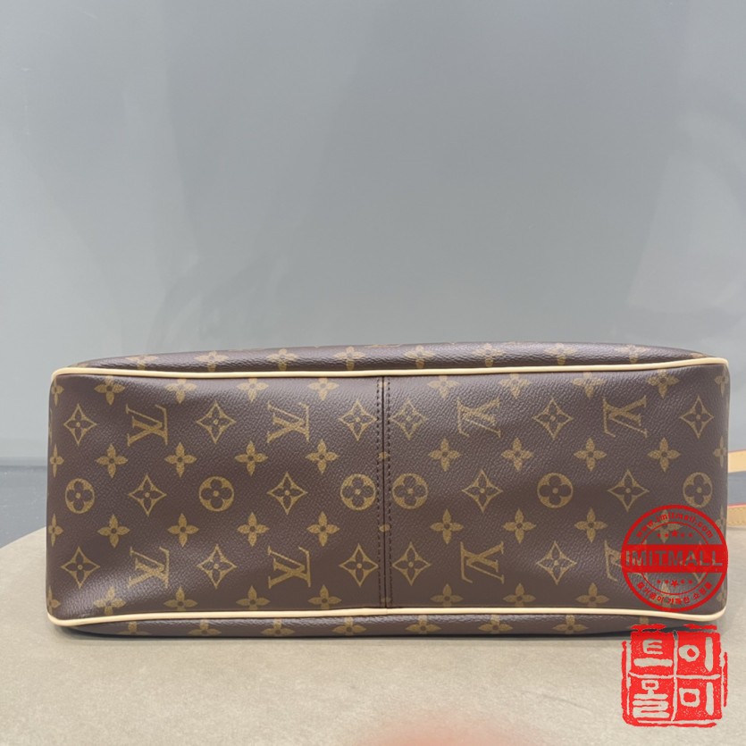louis_vuitton_xxxxx_big_00004.jpg