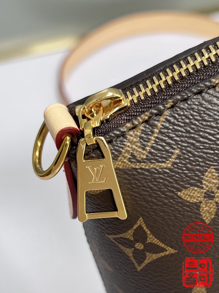 louis_vuitton_xxxxx_big_00008.jpg