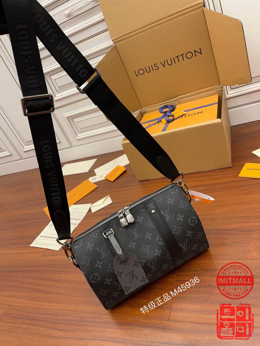 louis_vuitton_xxxxx_big_00002.jpg