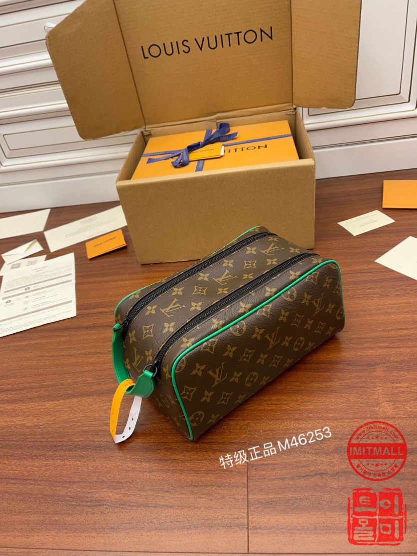 louis_vuitton_xxxxx_big_00002.jpg