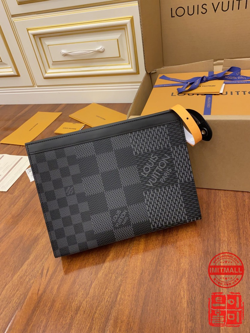 louis_vuitton_xxxxx_big_00002.jpg