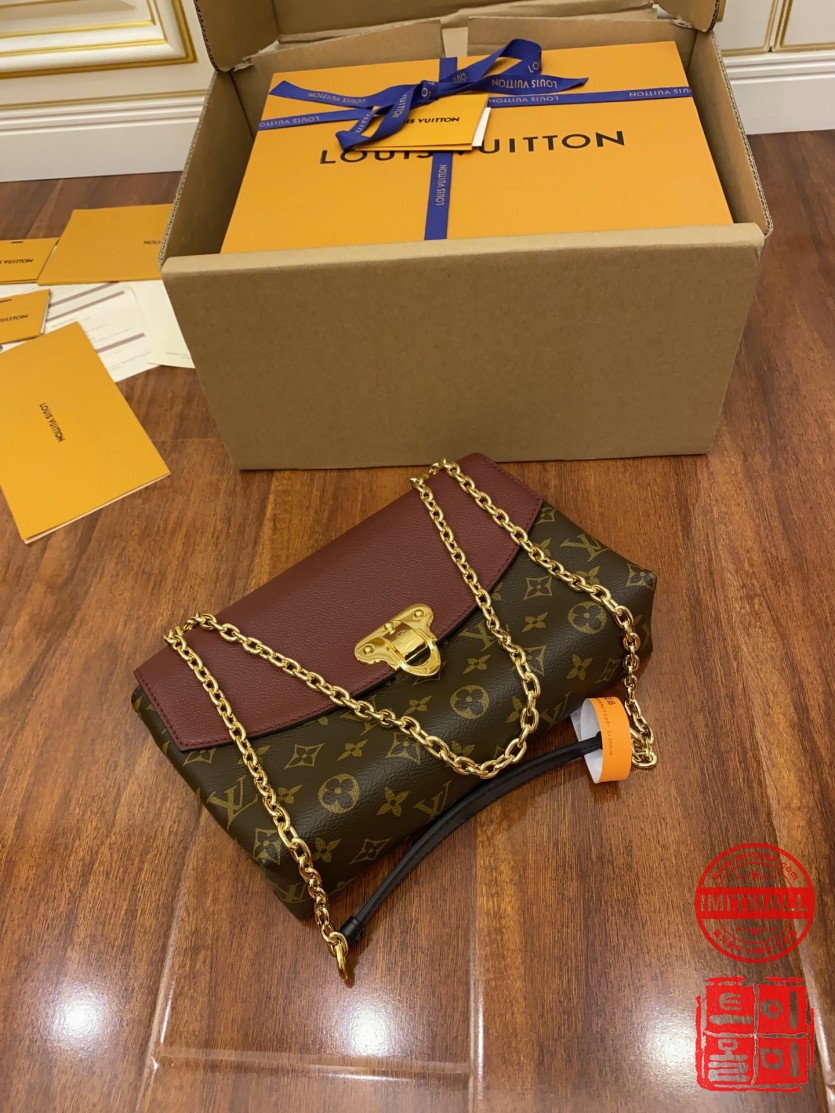 louis_vuitton_xxxxx_big_00002.jpg