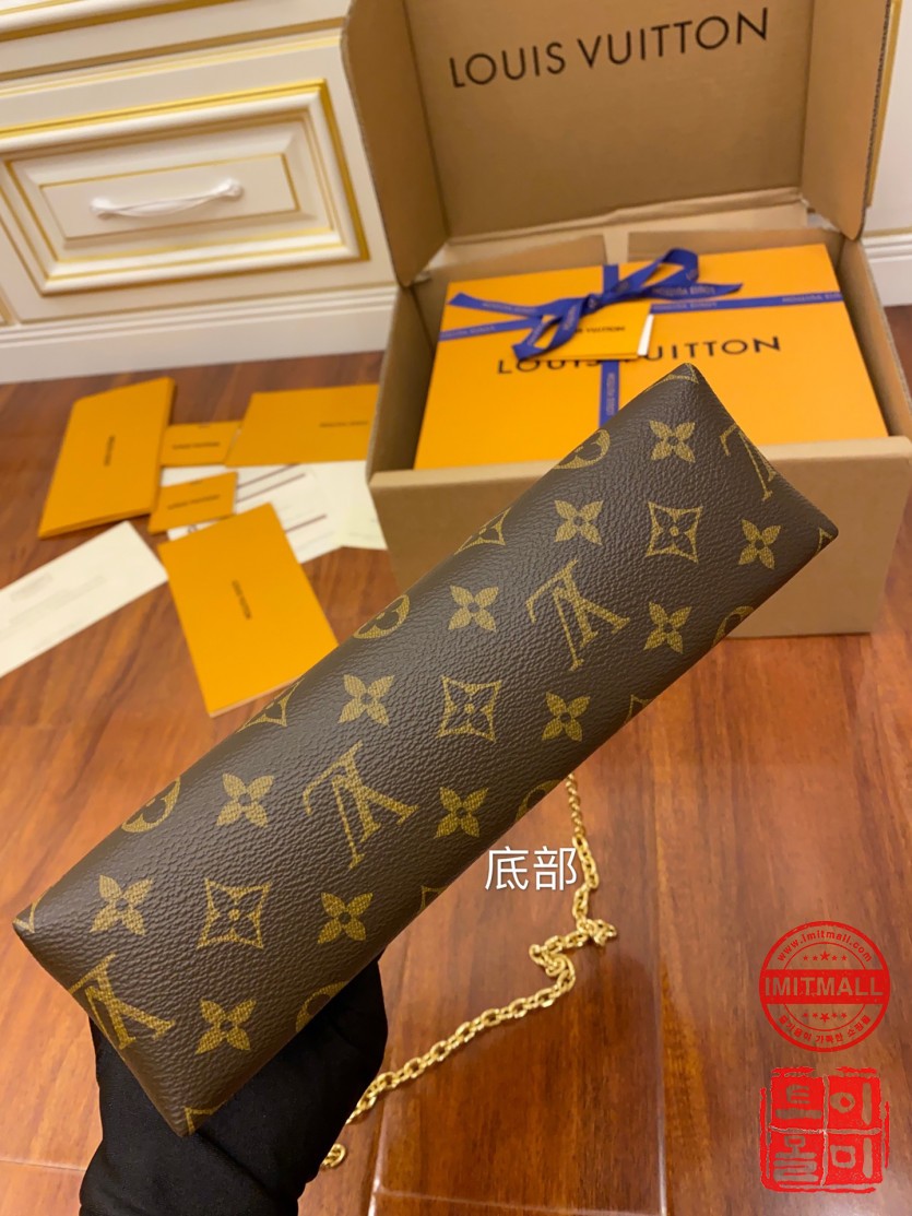louis_vuitton_xxxxx_big_00006.jpg
