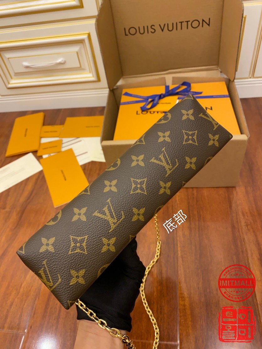louis_vuitton_xxxxx_big_00008.jpg