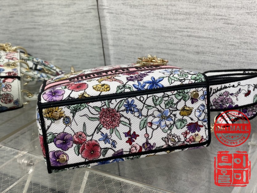 dior_xxxxx_big_00007.jpg