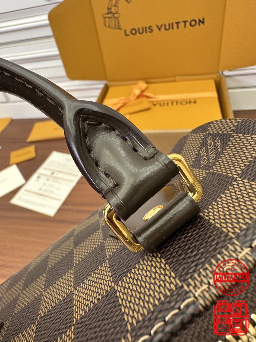 louis_vuitton_xxxxx_big_00011.jpg