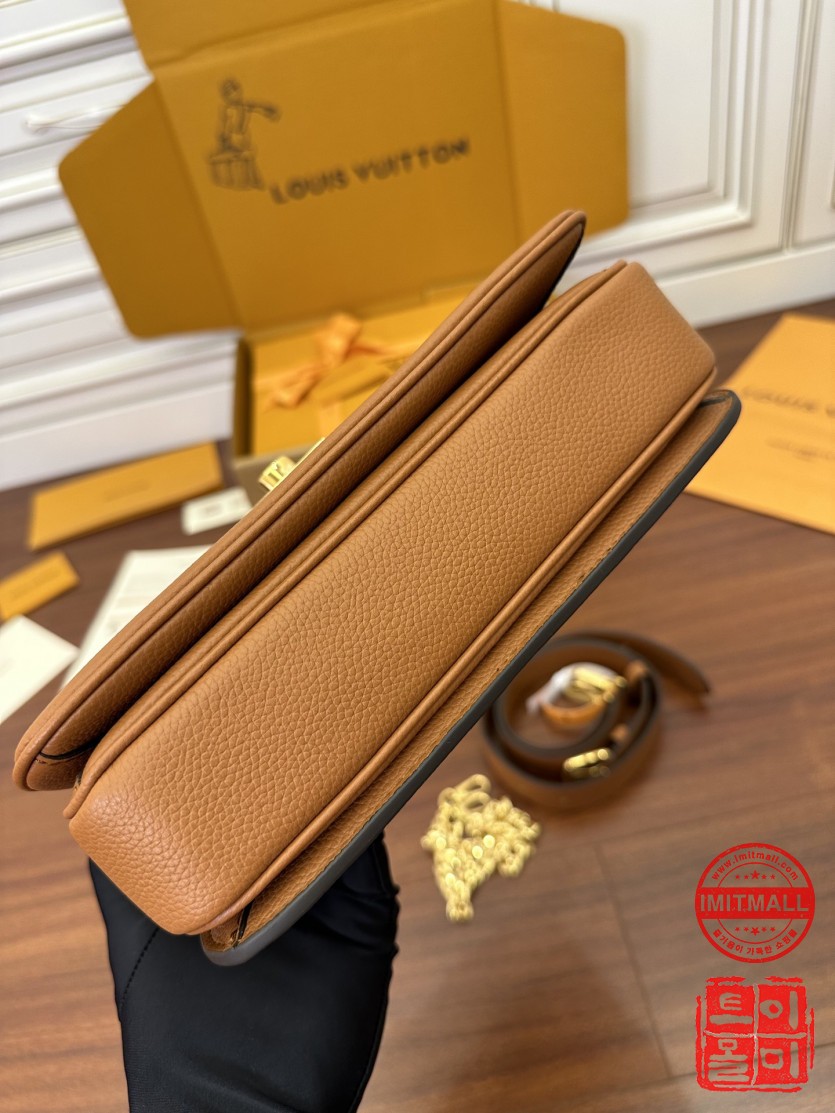 louis_vuitton_xxxxx_big_00014.jpg