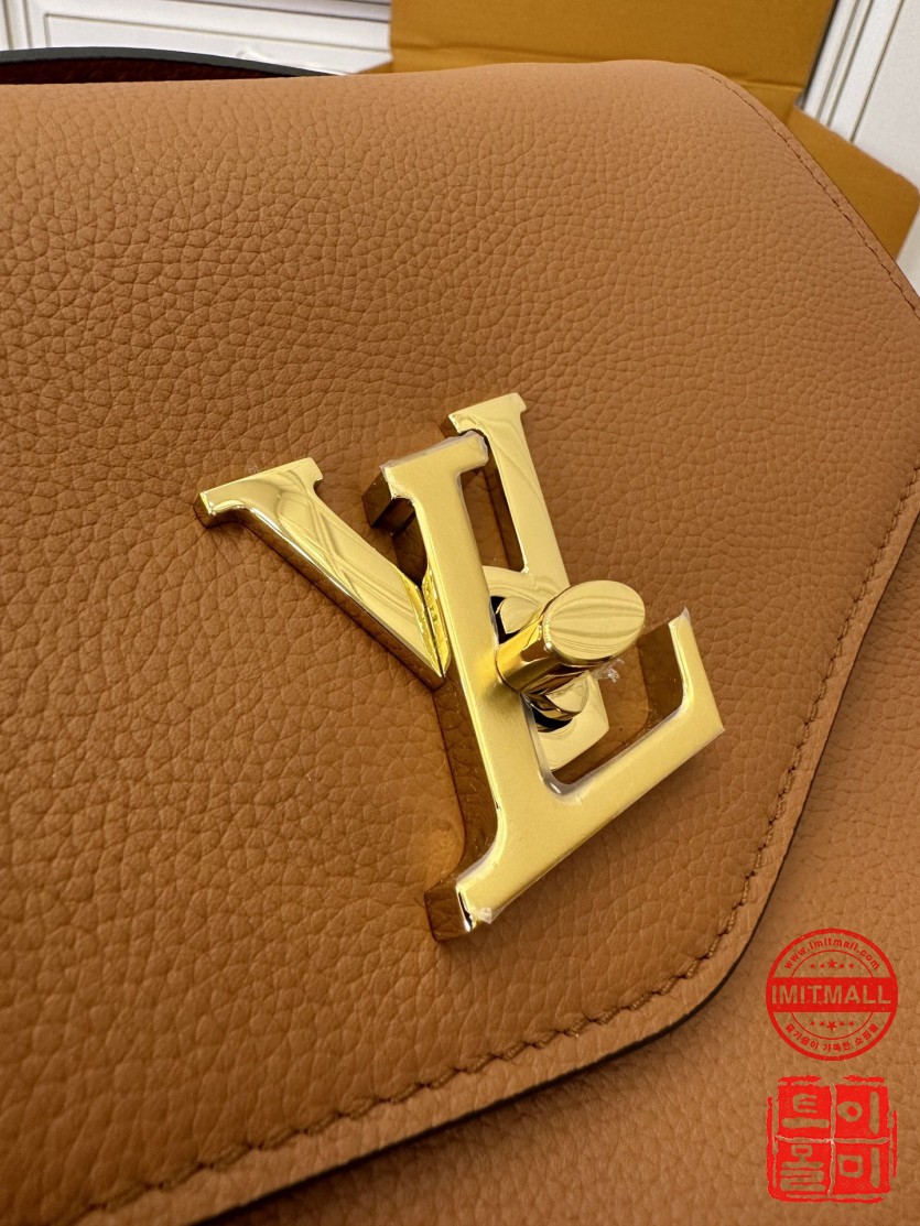louis_vuitton_xxxxx_big_00018.jpg