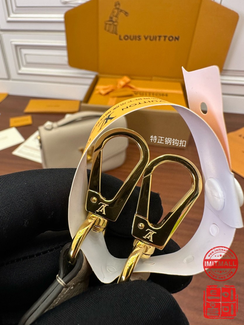 louis_vuitton_xxxxx_big_00005.jpg