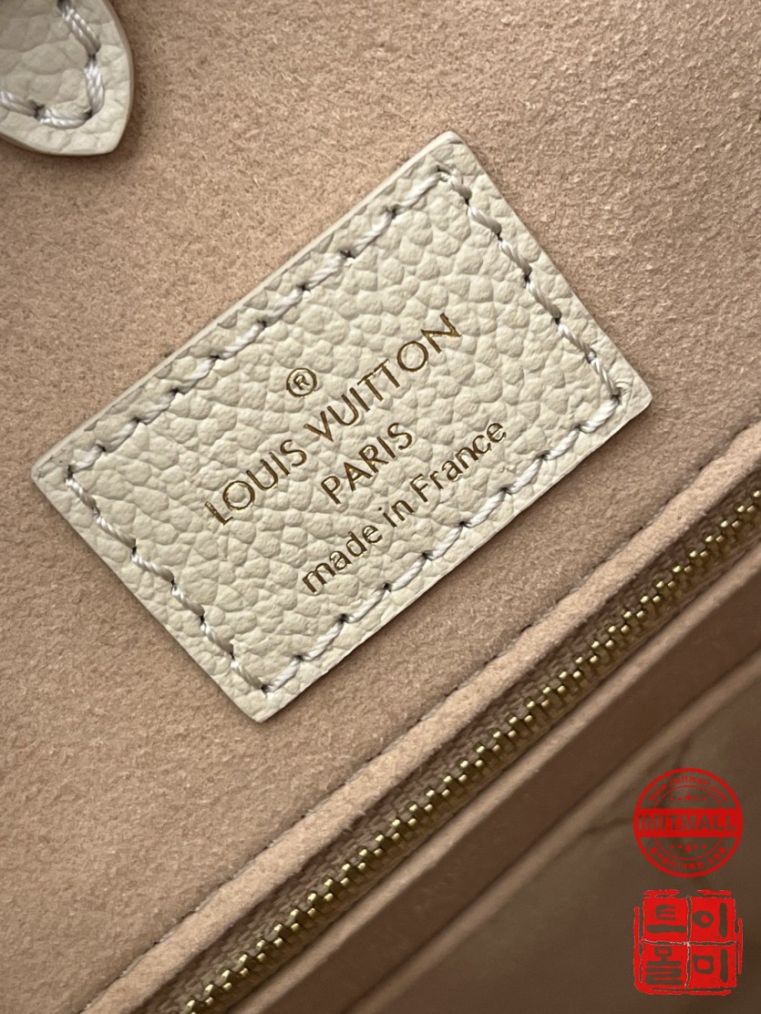 louis_vuitton_xxxxx_big_00012.jpg