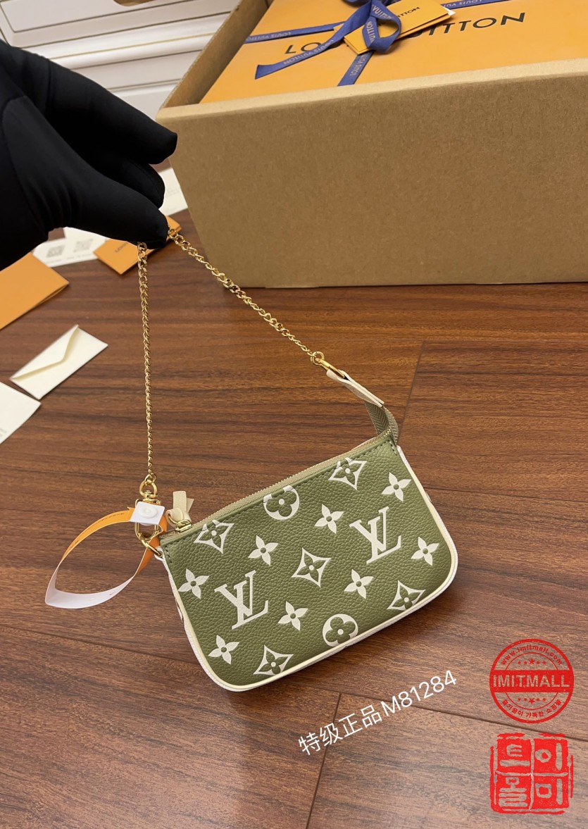 louis_vuitton_xxxxx_big_00003.jpg