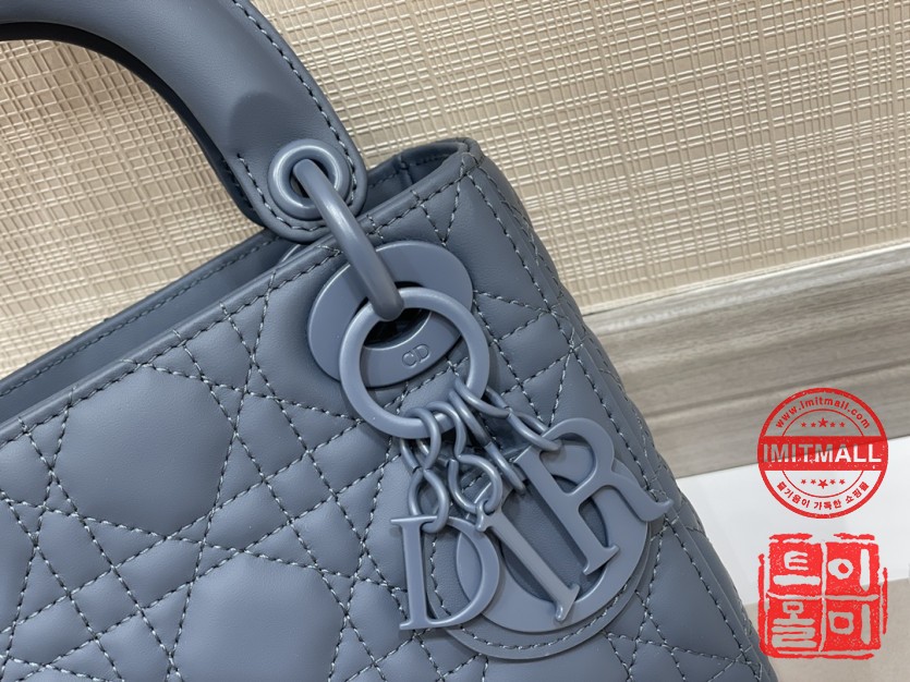 dior_xxxxx_big_00003.jpg