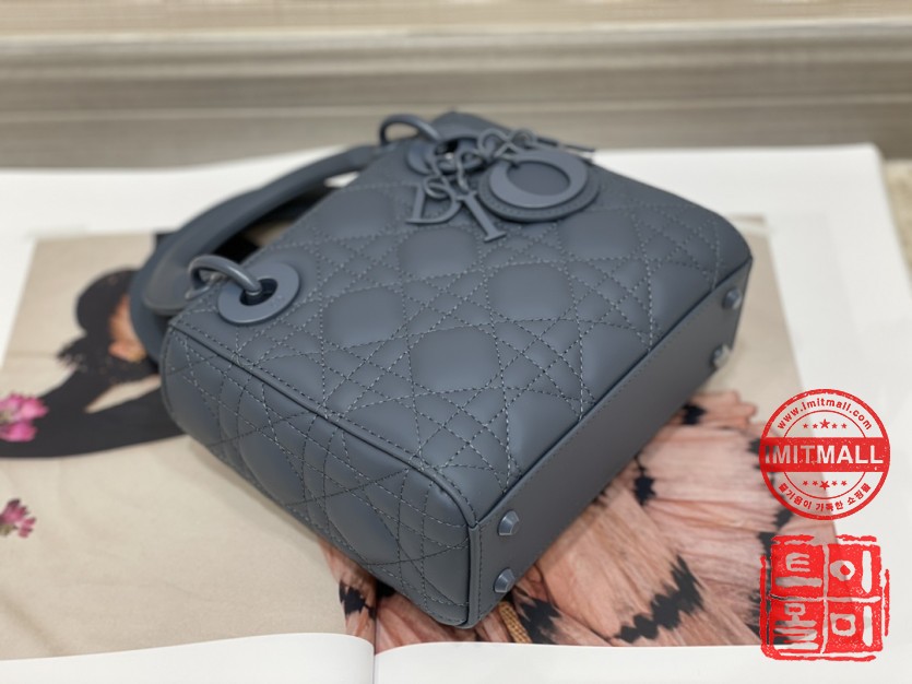dior_xxxxx_big_00004.jpg