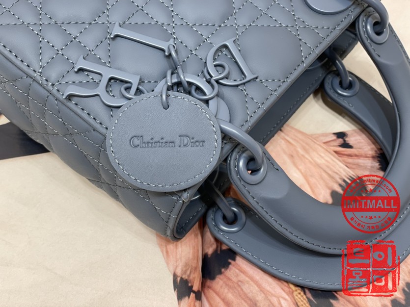 dior_xxxxx_big_00006.jpg