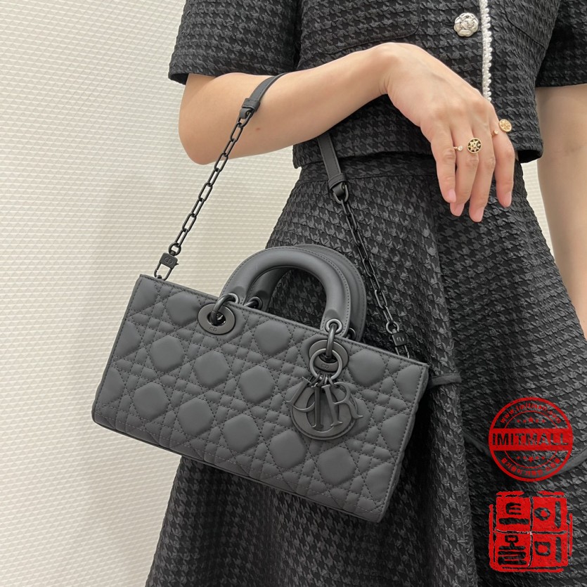 dior_xxxxx_big_00010.jpg