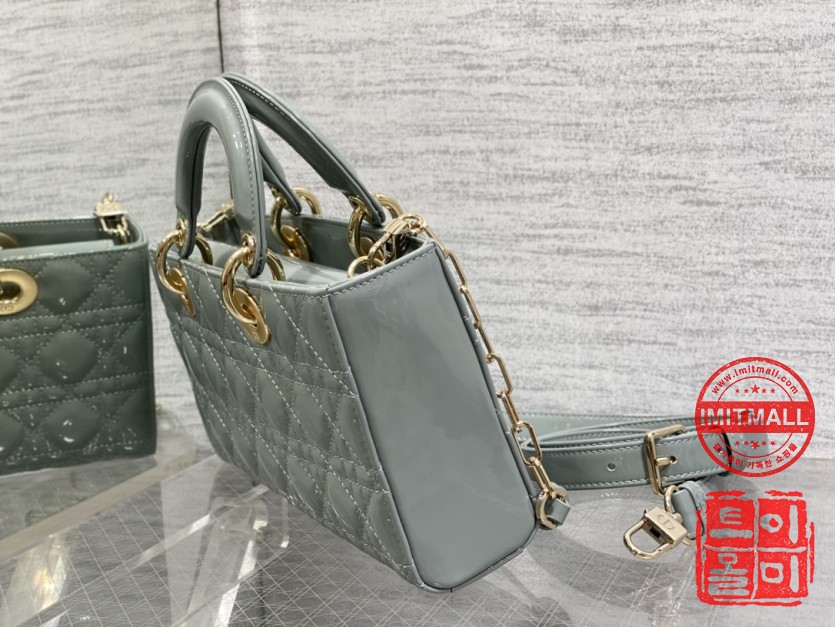 dior_xxxxx_big_00005.jpg